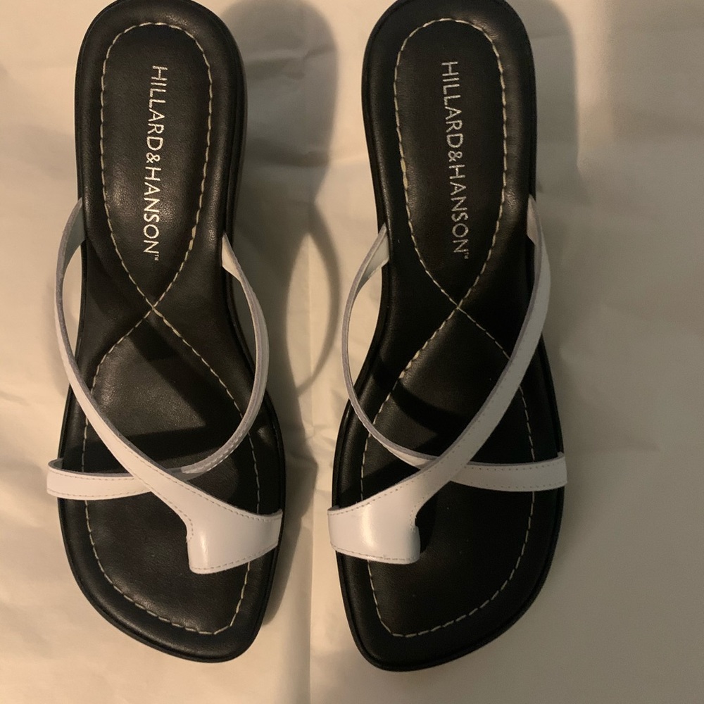 Platform Sandal - Picture 2 of 3